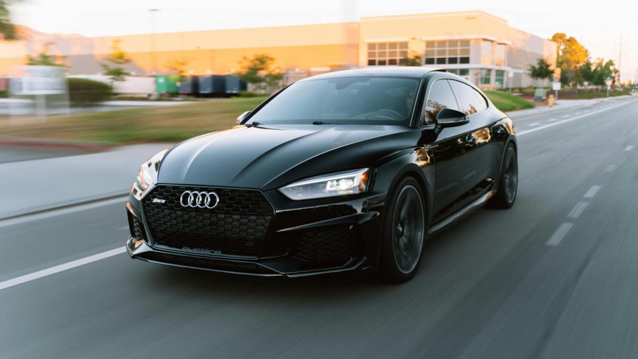 audi-rs5-black