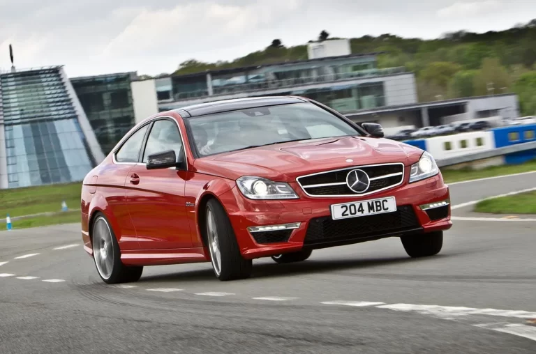 w204-c63-coupe